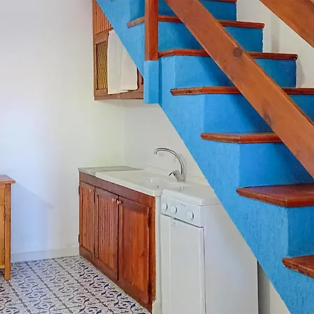 1 Bedroom Awesome In Feriehus Sangineto