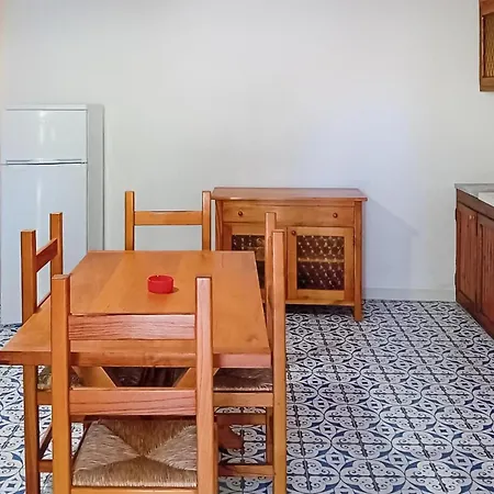 1 Bedroom Awesome In * Sangineto