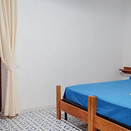 1 Bedroom Awesome In